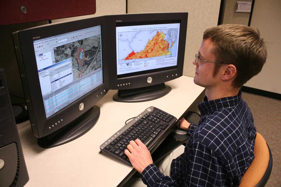 Thomas Dickerson, project associate at CGIT, views hazard data he and his fellow researchers have compiled for the Virginia Standard and Enhanced Hazard Mitigation Plan.