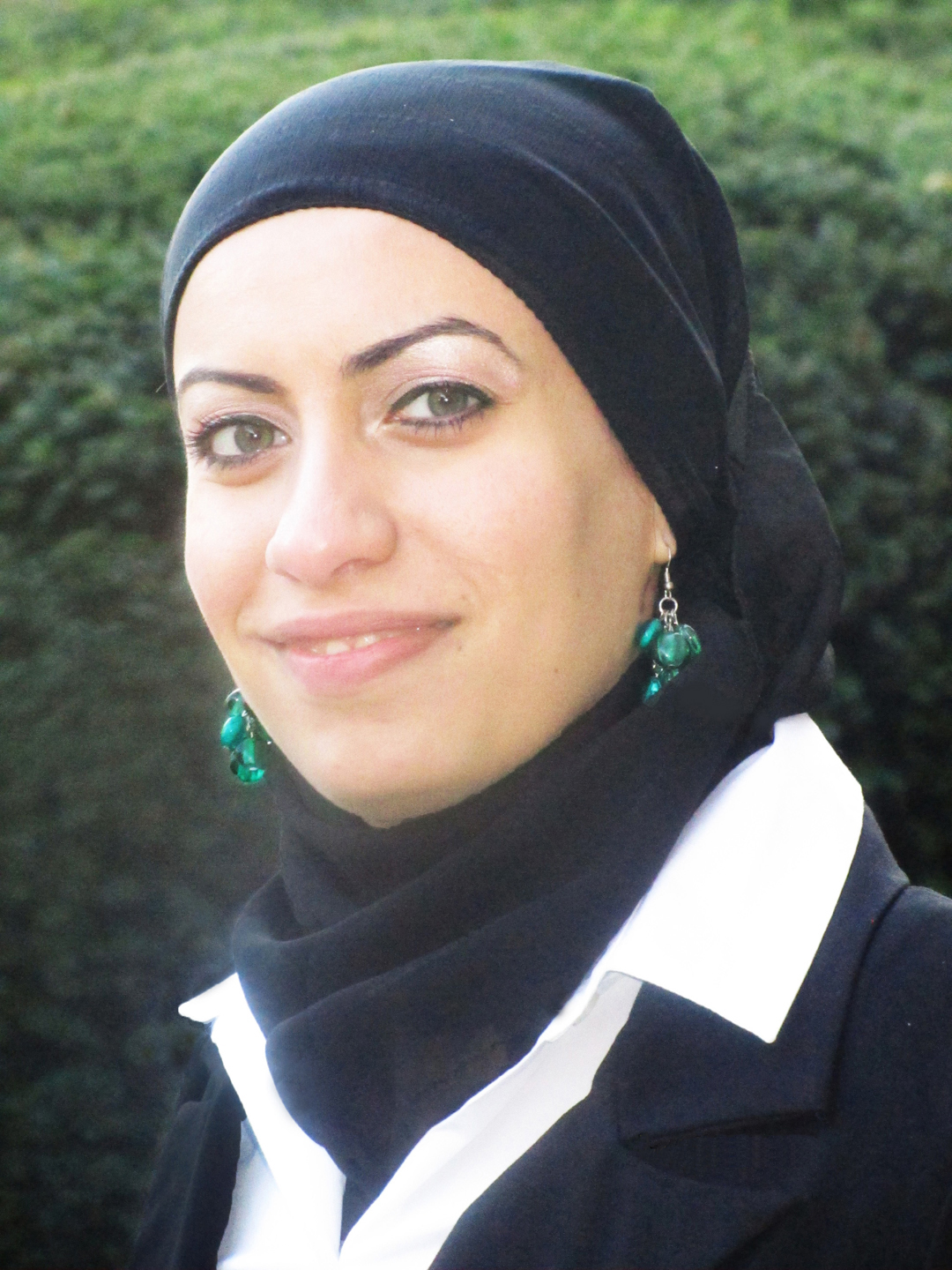 Head shot of Yasmina Raya